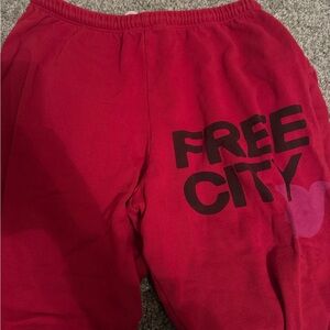 Free city sweatpants